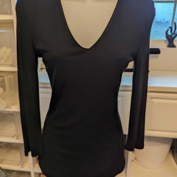 #253 INC Sweater - V-Neck  Sweater - Picture 1 of 3